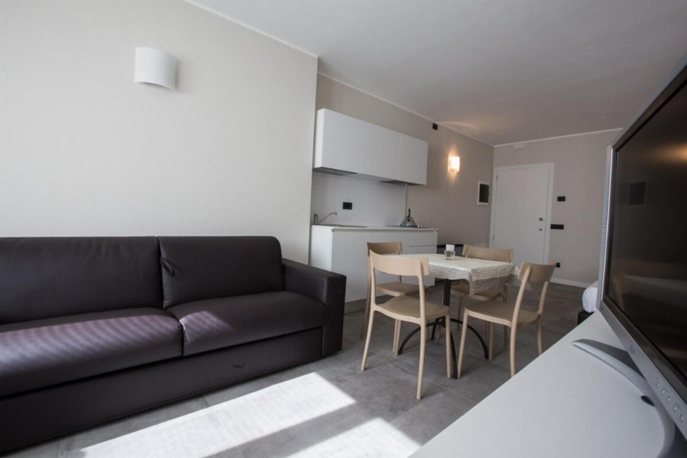 Room image 5